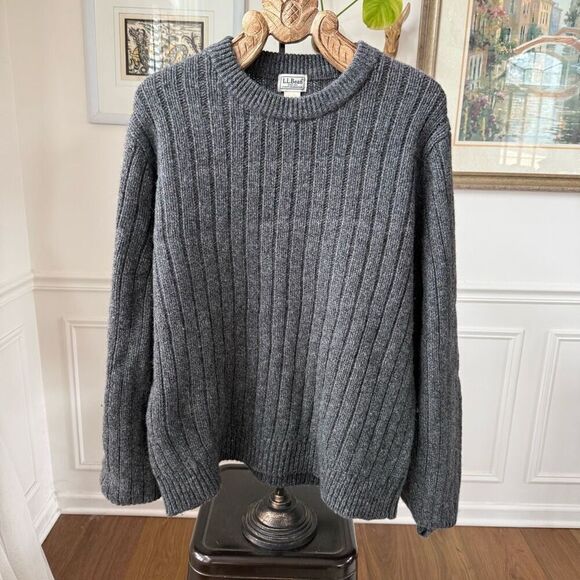 L.L. Bean Lambswool Grey Mens Crewneck Sweater Machine Wash XL - Picture 2 of 6